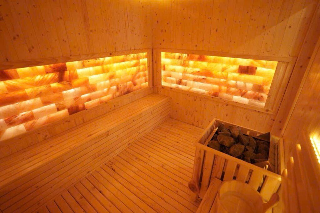 Phòng xông đá muối spa Làng Sen
