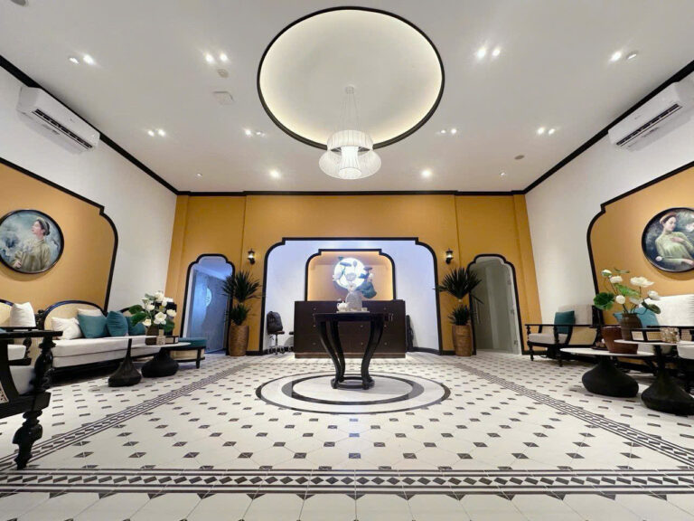 Sảnh lễ tân spa Làng Sen